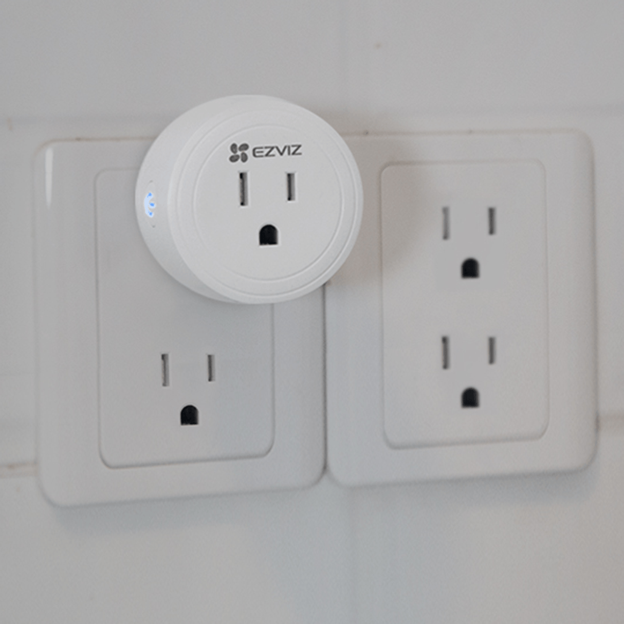 EZVIZ T30 Smart Plug Enchufe Inteligente compatible con Alexa y Google Assistant